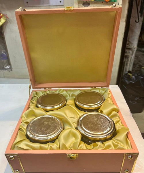 Elegant 4 Jar Dry Fruit Box In Leathrite