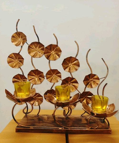 Three Flowers Tea Light Decorative
